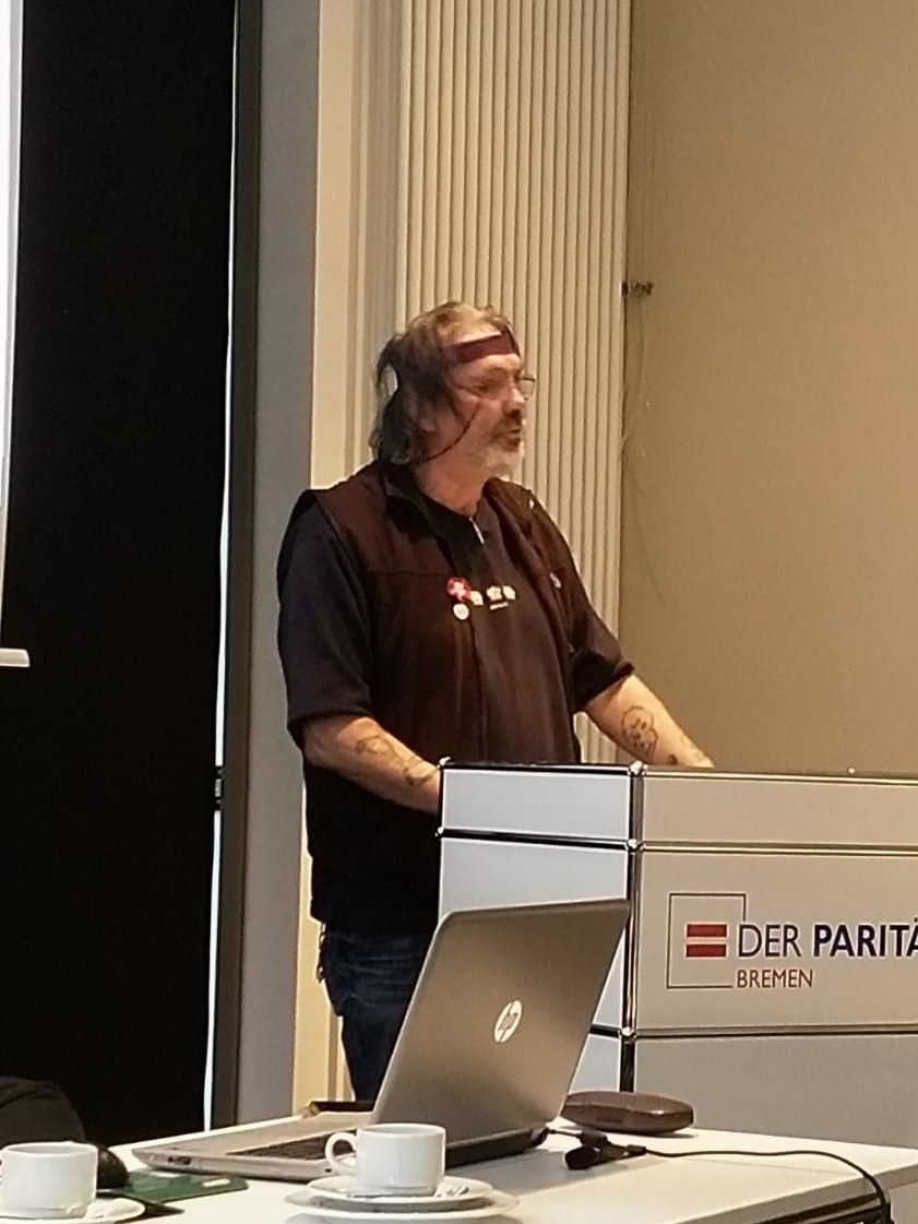 Burkhard (Hannover) auf der Veranstaltung vom Denkhaus in Bremen. Foto: Norbert Brandt