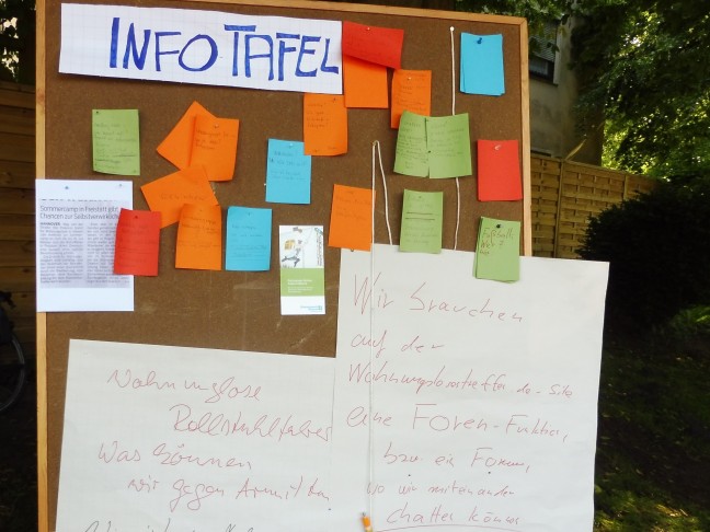 Infotafel mit Forderung Forum - Foto: Werner Franke